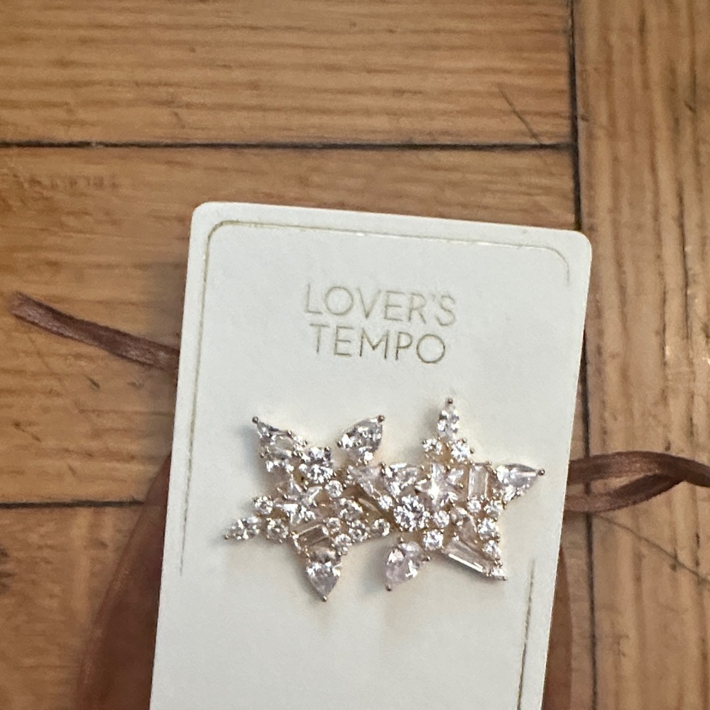 Gold Crystal Star Cluster Earrings